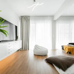 Harmony Sea View Apartament