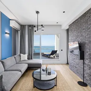Oddity Seafront Penthouse Thessaloniki