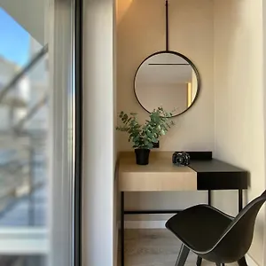 Icon Urban Living Aparthotel